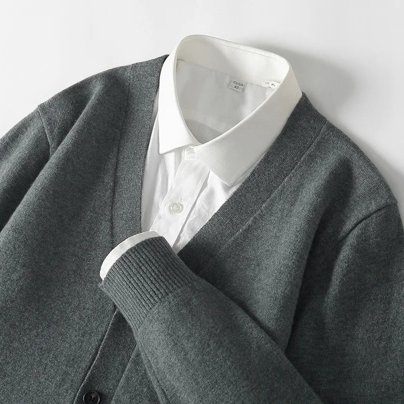 caldura 100 wool cardigan
