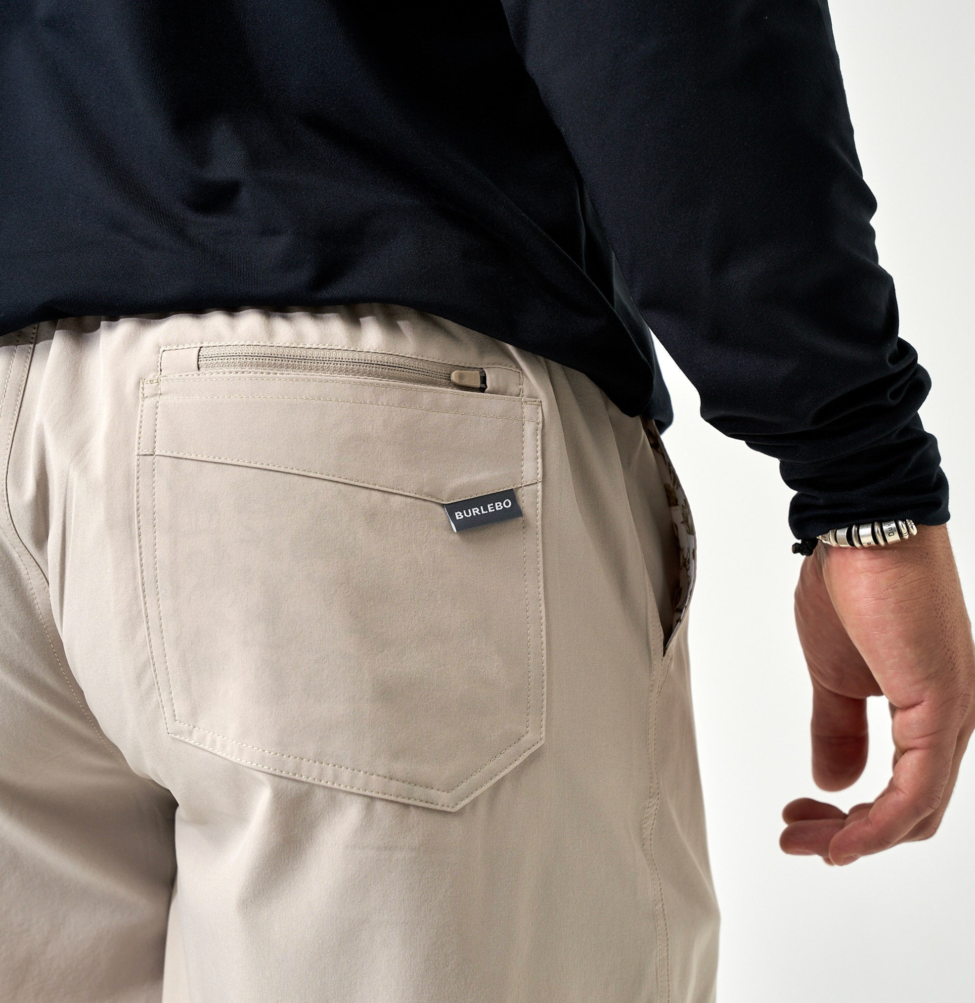 Everyday Short - Light Khaki - Into The Wild Pocket